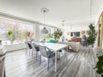 Wohnzimmer - Ruhe. Garten. Platz für die ganze Familie. – Einfamilienhaus nahe&nbsp;Wien