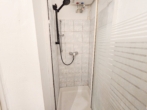 Wohnung 2) Dusche - Beherbergungswidmung vorhanden | Anleger-​Apartment mit Kurzzeitvermietungspotenzial