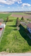 Vogelperspektive - Zuhause. Ankommen. – Grundstück in Siedlungslage zu verkaufen!