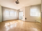 1. Stock: Zimmer - Grünblick. Lage. Potential. – Haus in begehrter Wohngehend am Wiener Stadtrand!